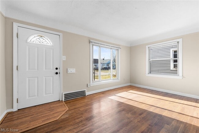Photo - 2438 Brookdale Ave