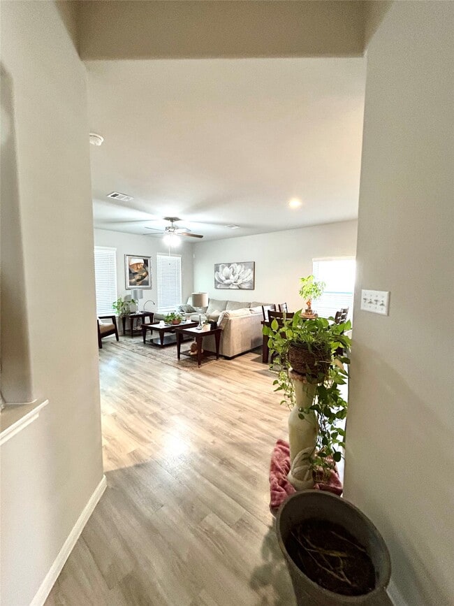 Building Photo - 19835 Capri Shrs Ln