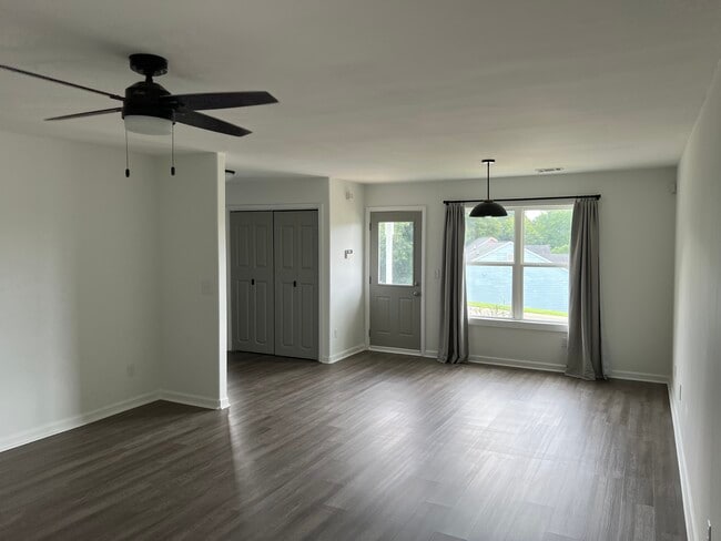 Photo - 242 Katydid Dr