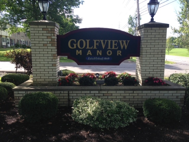 Golfview Manor