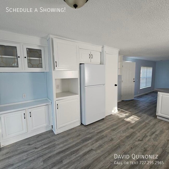 Photo - 2737 W Washington Center Rd Casa