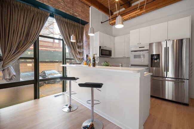 Photo - 701 W Jackson Blvd Unit 108