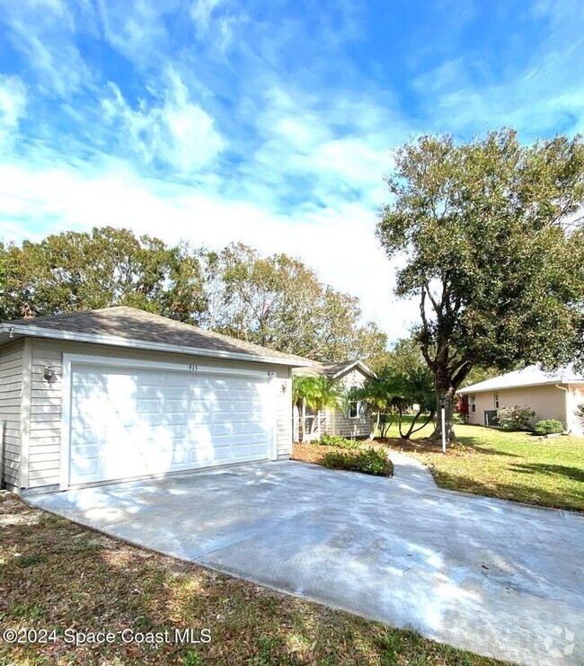 Building Photo - Gorgeous house FOR RENT