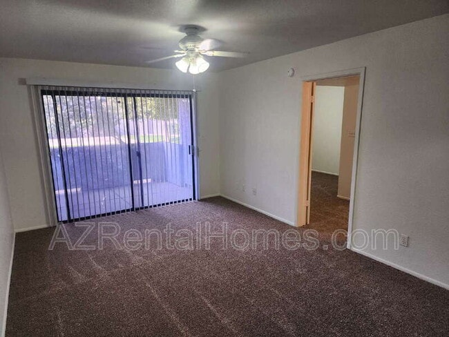 Photo - 1215 E Lemon St Unidad Apt 117