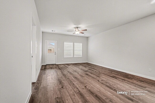 Photo - 4015 Ancient Honor Dr