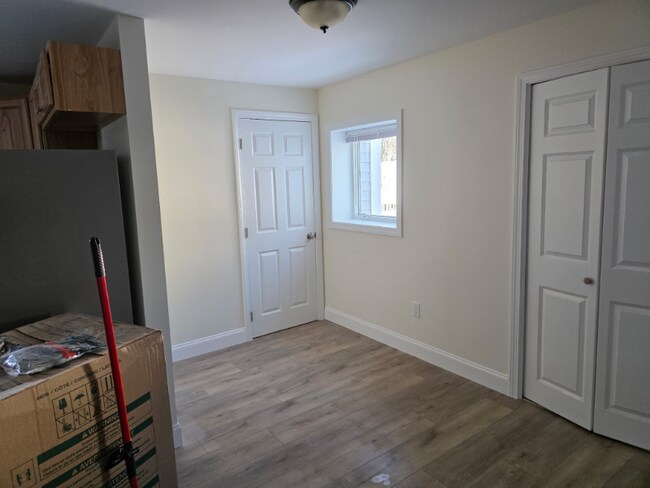 Photo - 19 Hill Ave Unit A