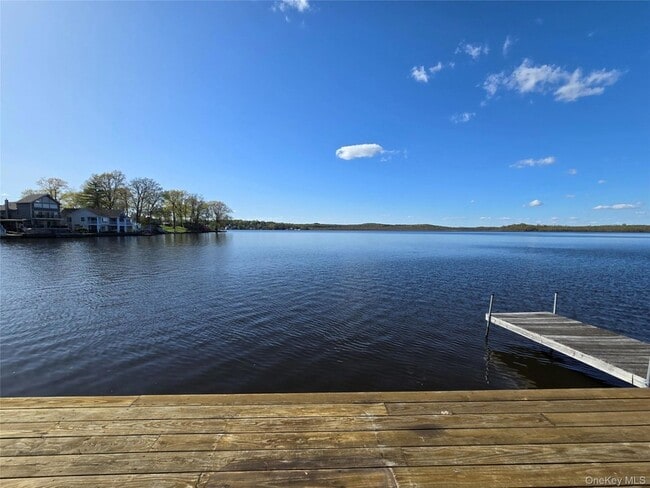 Photo - 36 Ten Broeck Ln