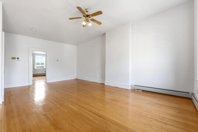 249 8th St