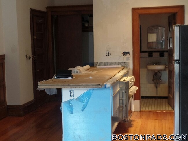 Photo - 849 Beacon St Unit 2