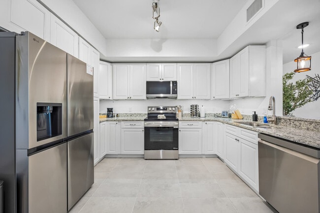 Photo - 605 Kemp St Unit ID1069201P