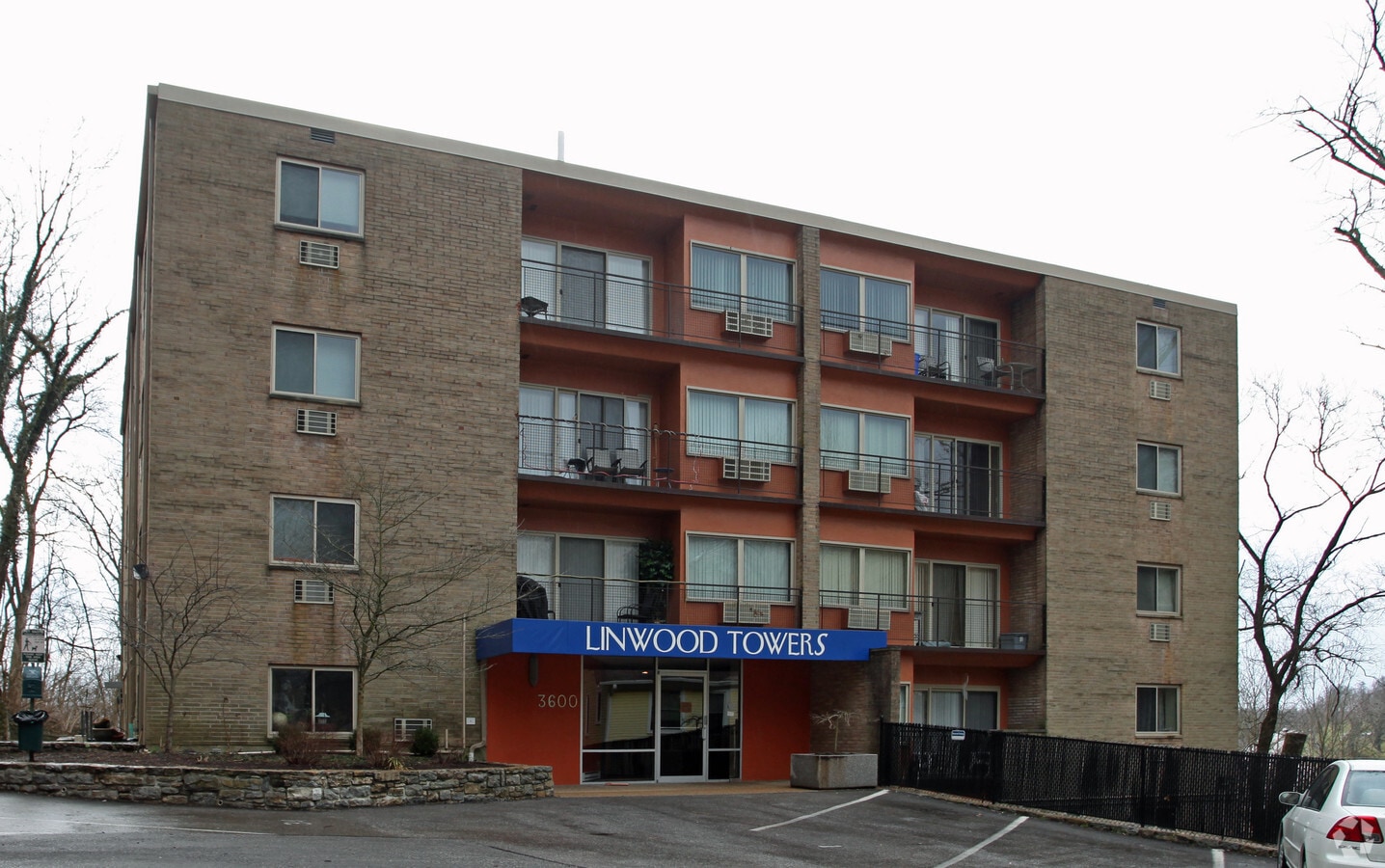 Linwood Towers - Linwood Towers