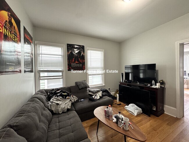 Photo - 460 Saratoga St Unit 3