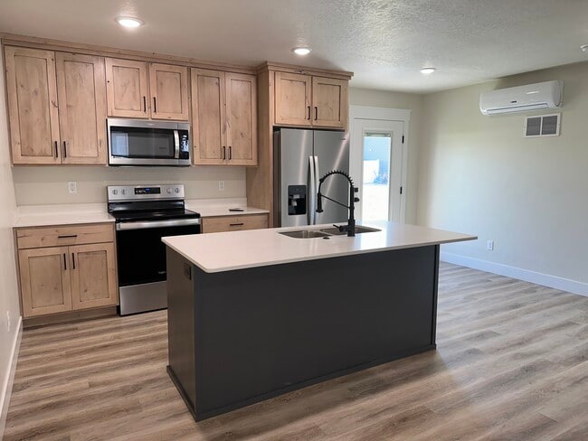 Photo - 3780 Philbin Rd Unidad 32