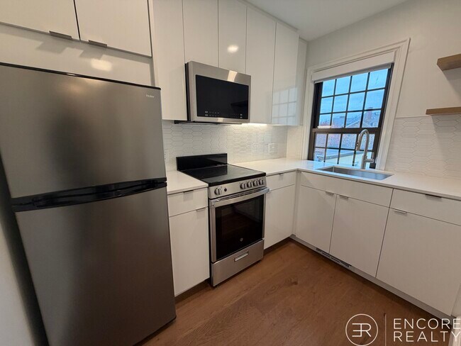 Building Photo - 1200 Massachusetts Ave Unit 407