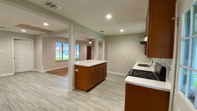 Photo - 2406 Rosemead Dr Condo