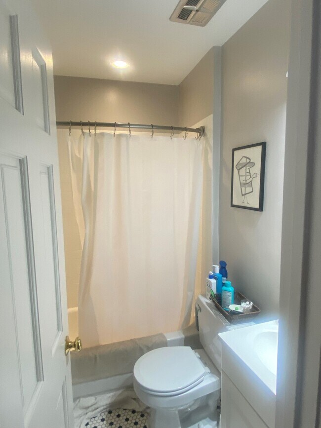 Photo - 48 Burbank St Unit 7