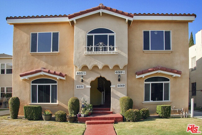 Building Photo - 6071 1/2 Pickford St