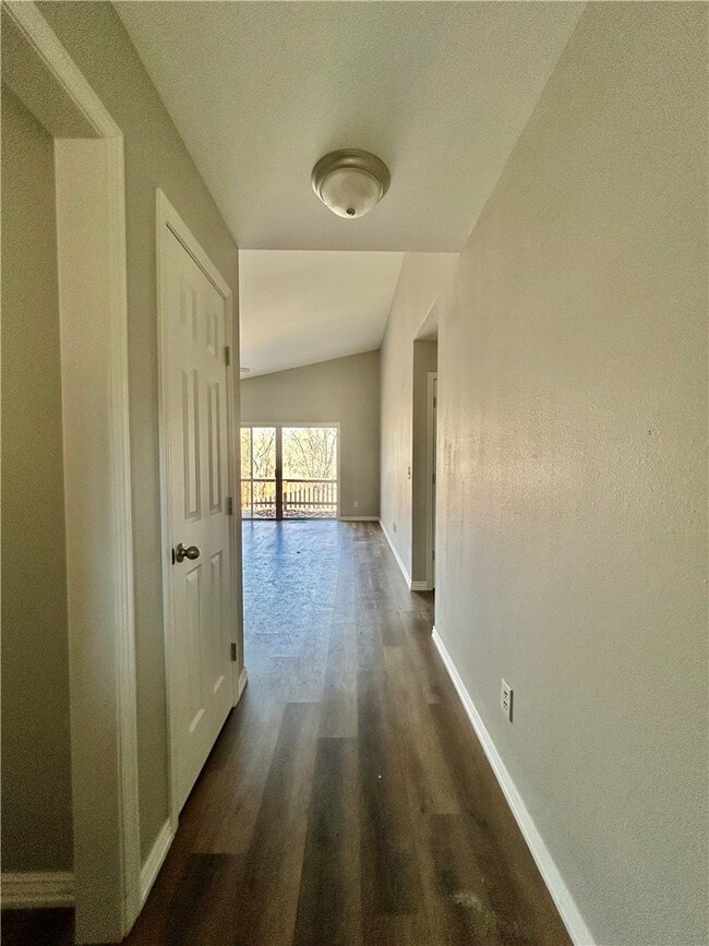Photo - 12 Newport Cir