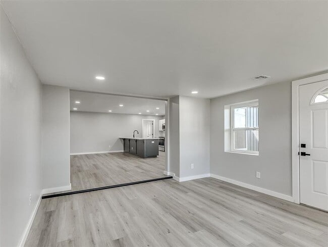 Photo - Look at this beautiful home!! 4 bed, 3 full baths!