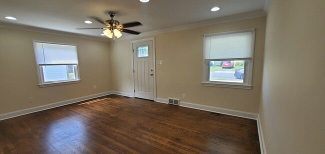 Photo - 433 Belair Ave