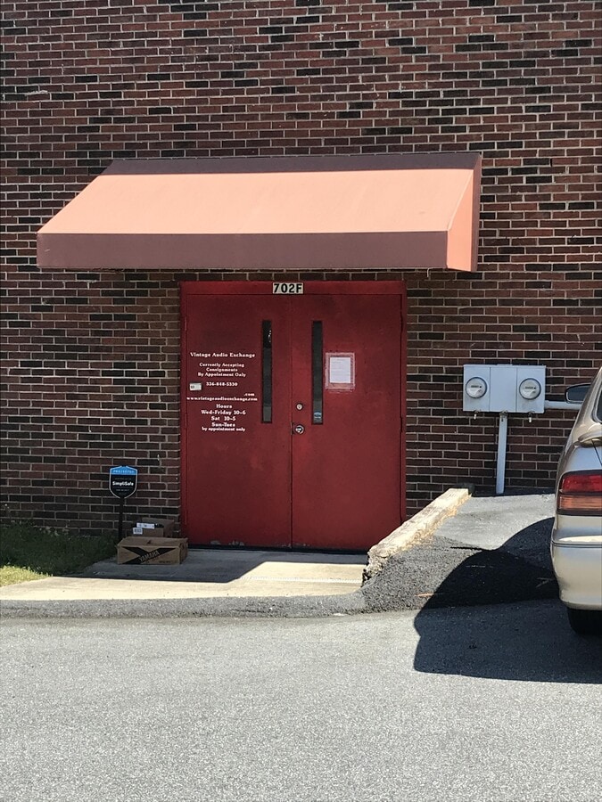 Photo - 702 W Main St Unit F