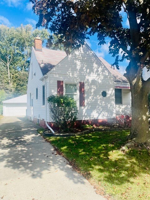 Photo - 24926 Hickory St