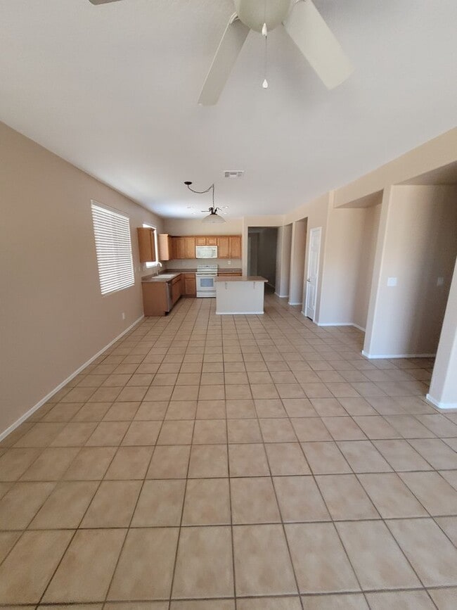 Photo - 2517 W Memorial Dr