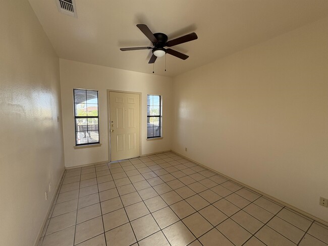 Photo - 4419 Springfield Ave Unit 206