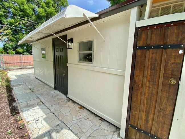 Photo - 426 S L St