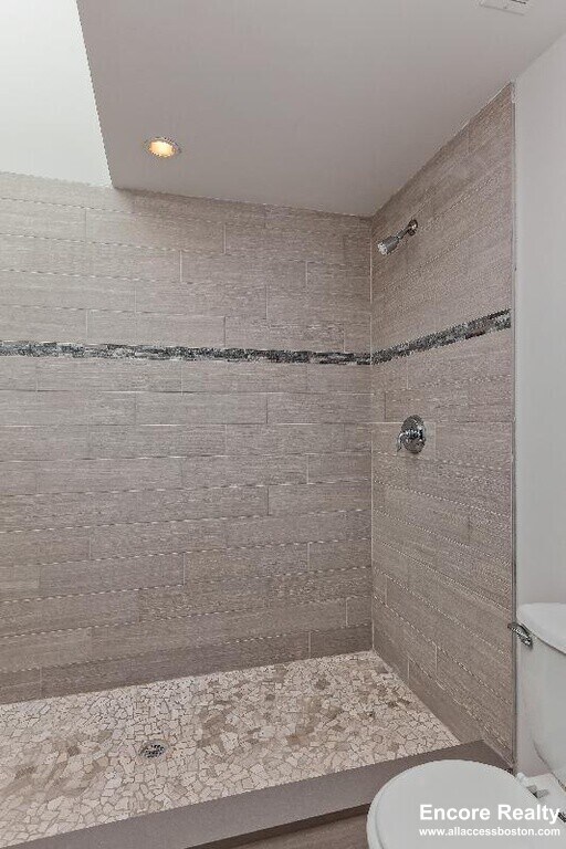 Photo - 998 Tremont St Unit 1