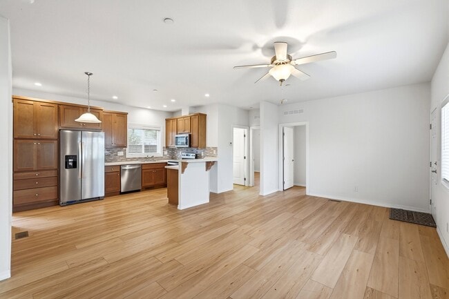 Photo - 7317 Kelvin Ave