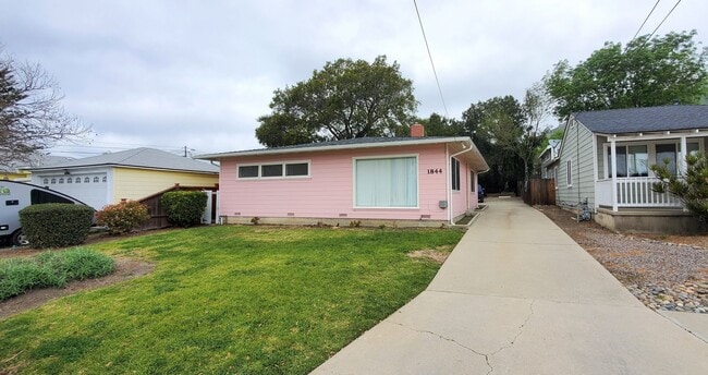 Photo - 1844 McCollum St