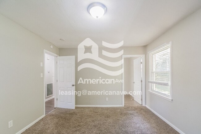 Photo - 796 Bunce Rd