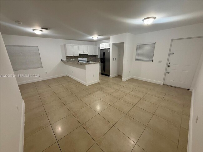 Photo - 1565 NW 47th St Unit 1