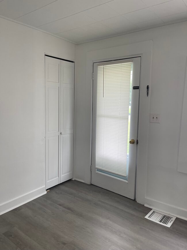 Photo - 603 W Calhoun St