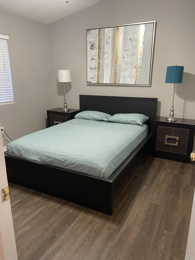 Photo - 3607 Simms St