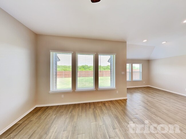 Photo - 9125 Nevis Dr