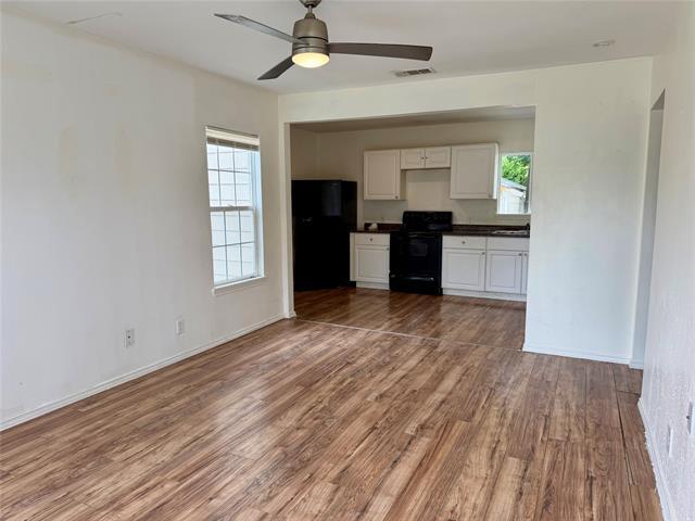 Photo - 2303 Deer Path Dr