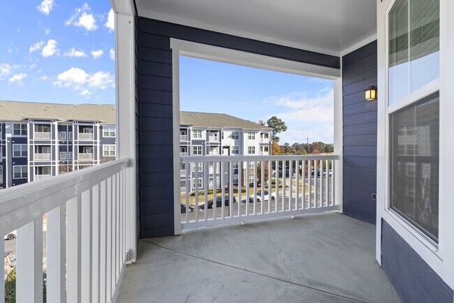 Level at 401 apartments — community photo