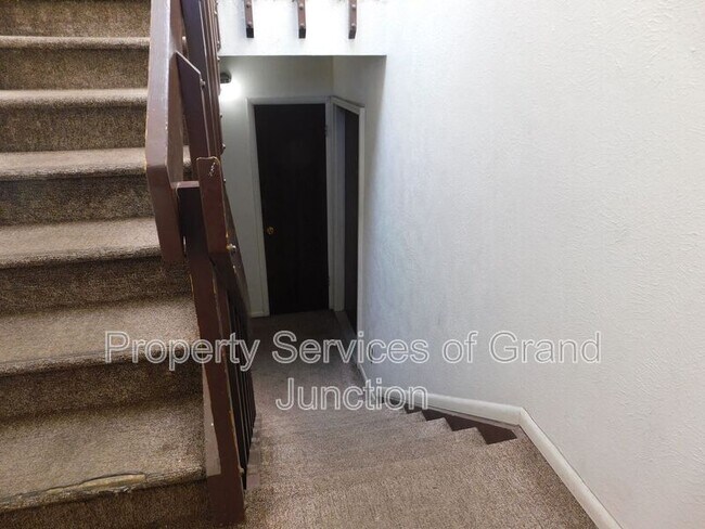 Photo - 805 E Cedar Ct Unit B