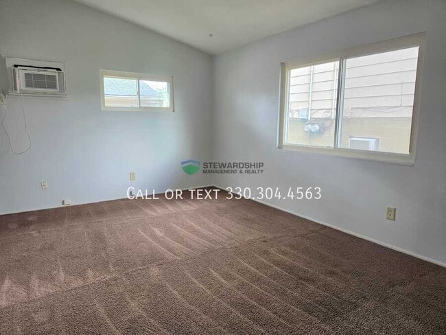 Photo - 1442 Virginia Ave