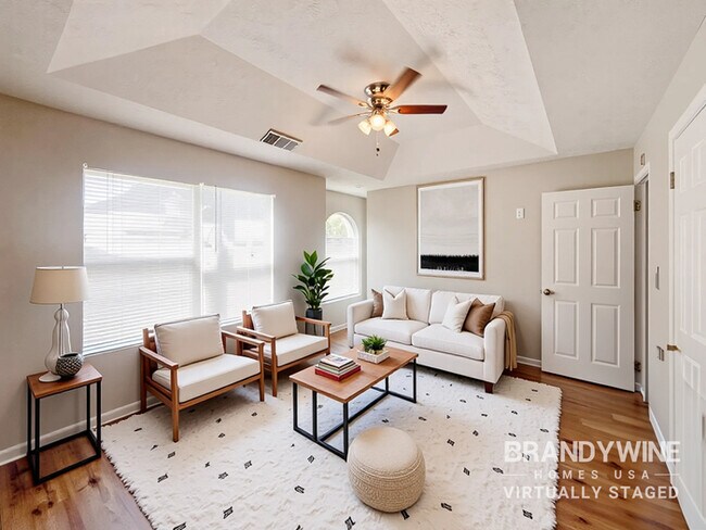 Photo - 627 Stonemill Manor