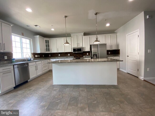 Photo - 14816 Mason Creek Cir Apartment