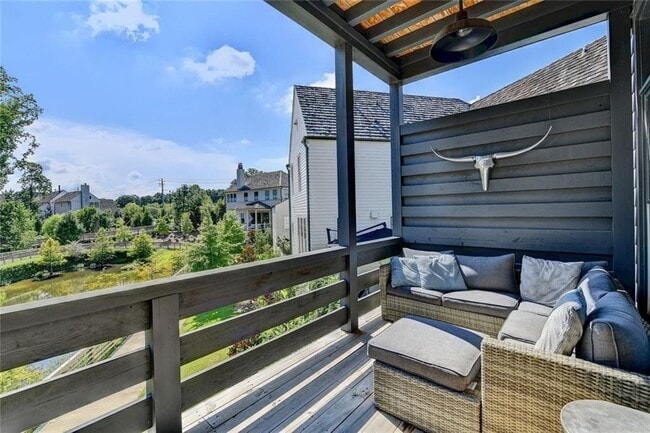 2555 Brook Run