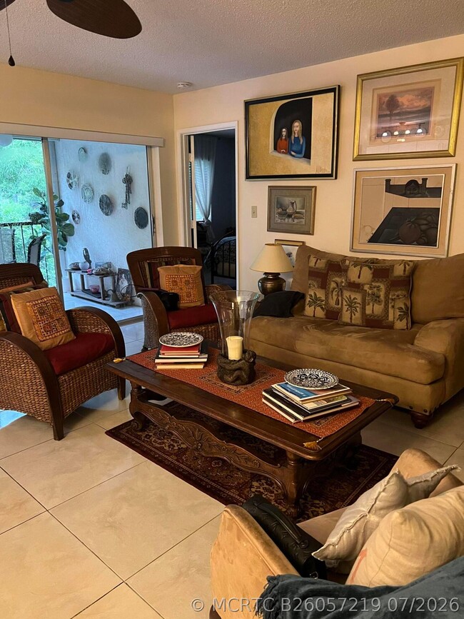 14888 Wedgefield Dr Unit 207