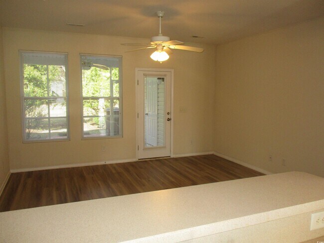 Photo - 161 Olde Towne Way