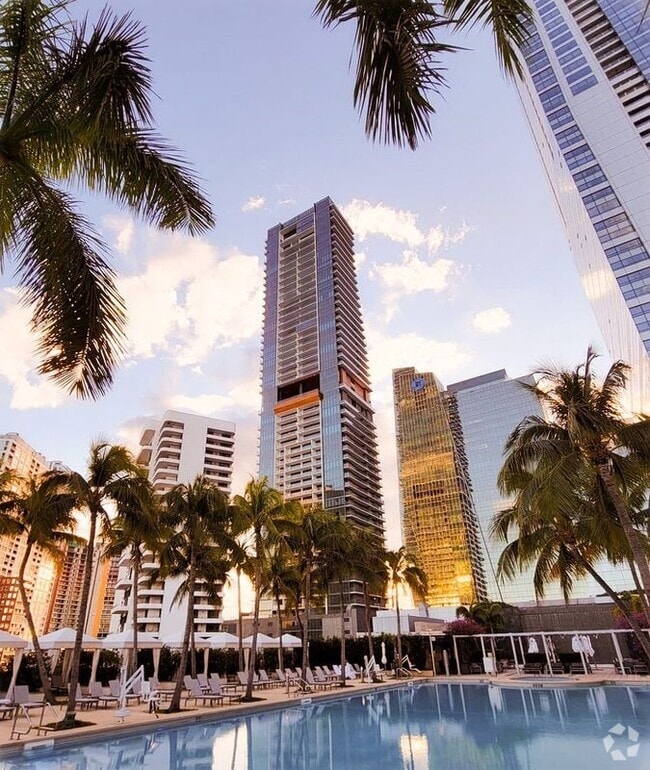 Building Photo - 1435 Brickell Ave Rental