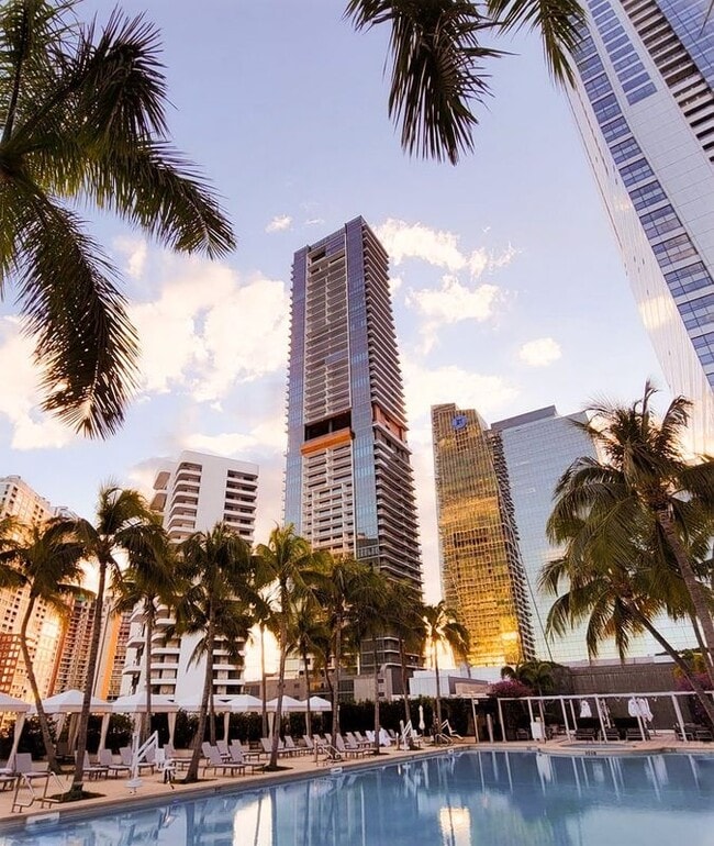 Photo - 1435 Brickell Ave Condo