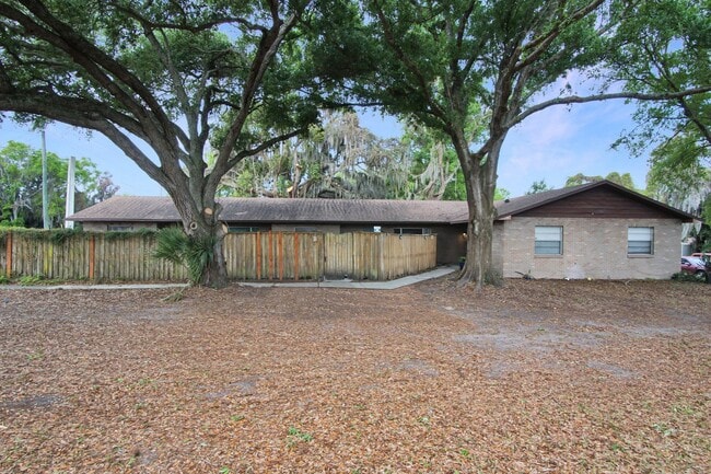 Building Photo - 2287 Avenue G NW Unit B