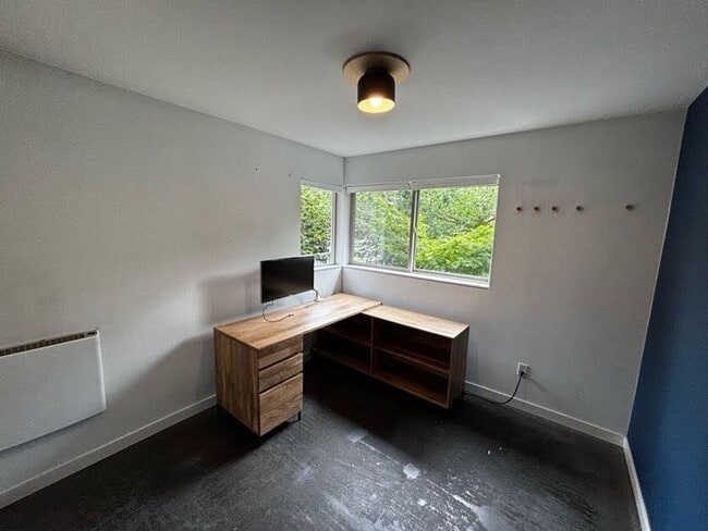 Photo - 513 20th Ave E